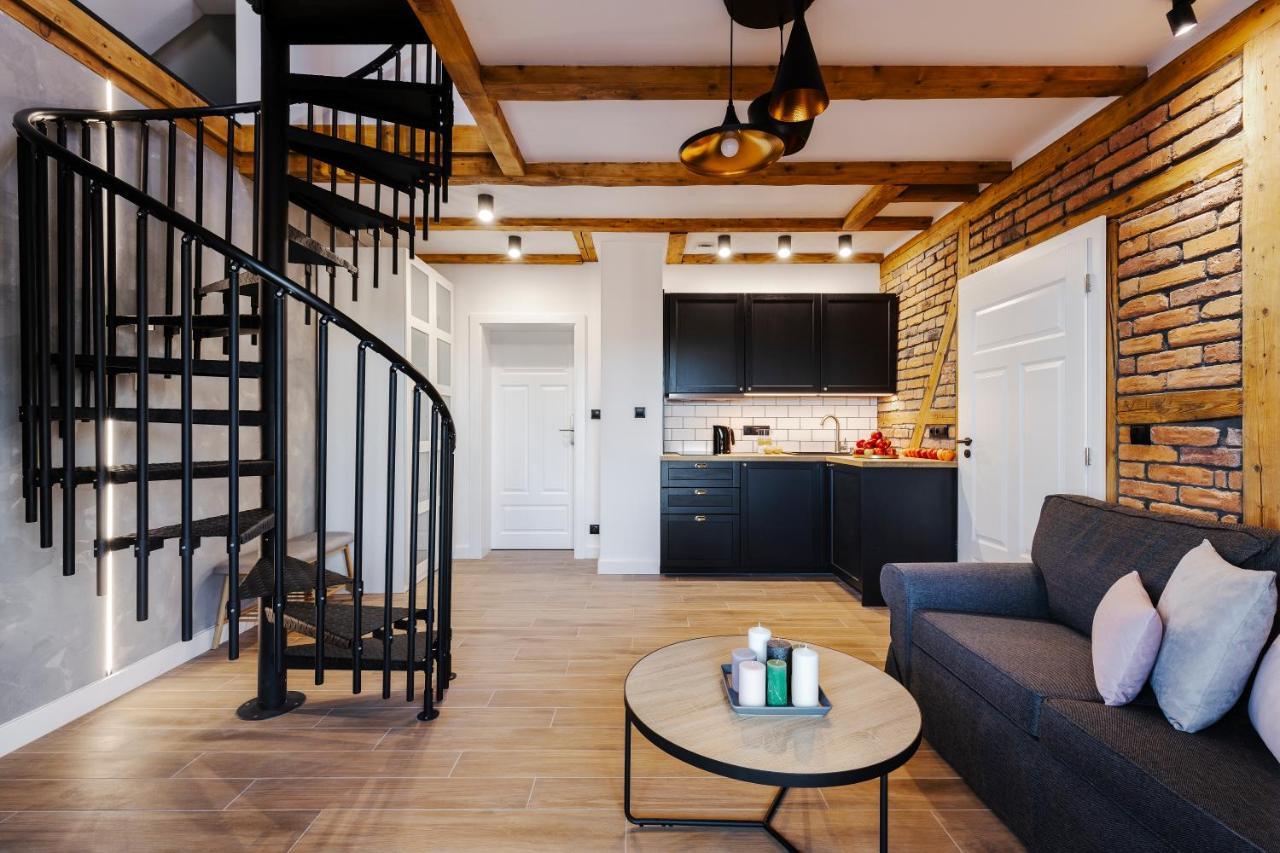 קרפאז' Apartamenty Astoria מראה חיצוני תמונה