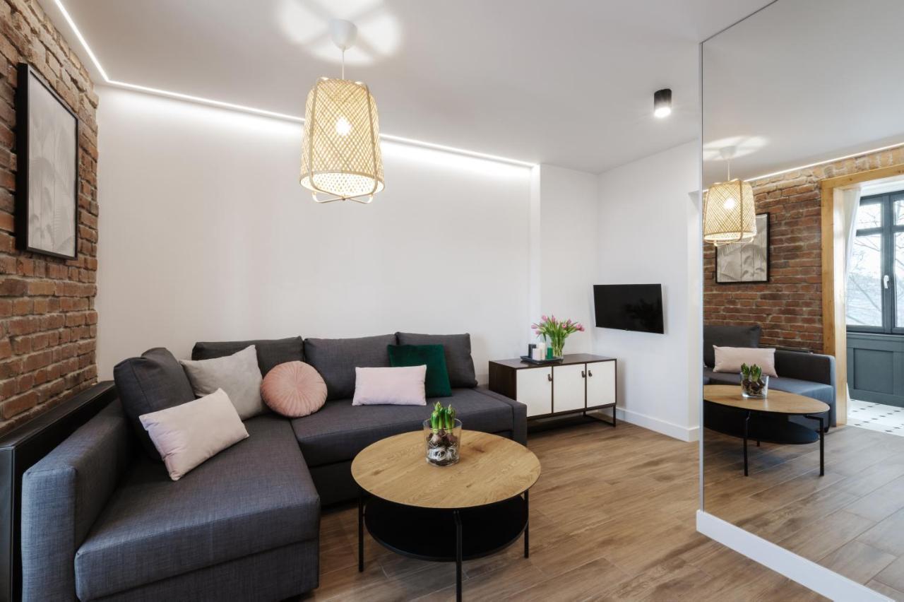 קרפאז' Apartamenty Astoria מראה חיצוני תמונה