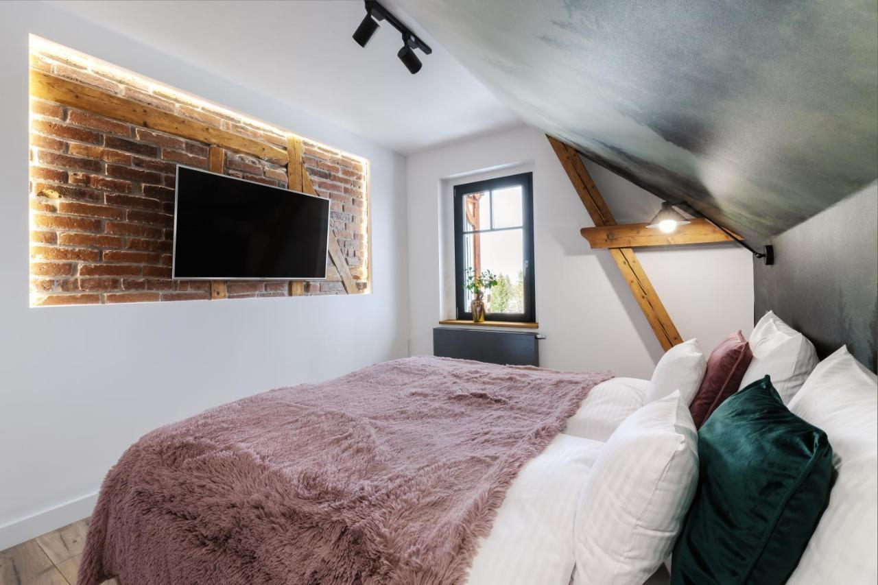 קרפאז' Apartamenty Astoria מראה חיצוני תמונה