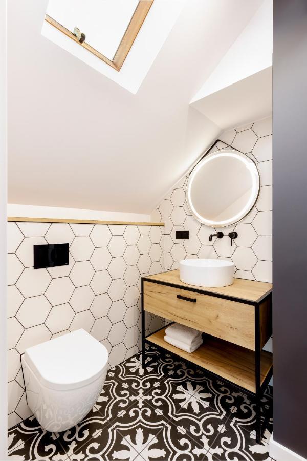 קרפאז' Apartamenty Astoria מראה חיצוני תמונה